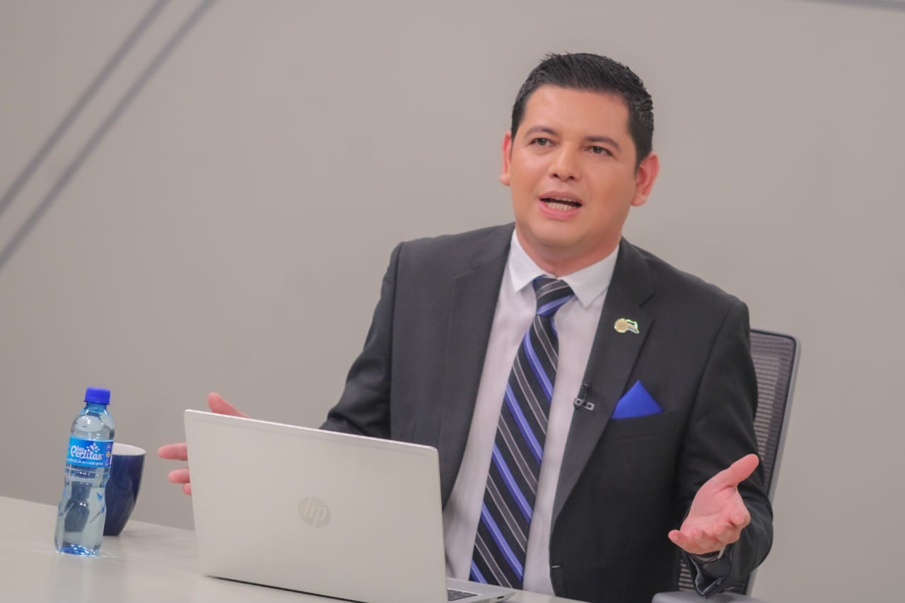 José Urbina: Nacer con Cariño transformó en poco tiempo el sistema de salud pública jose-urbina-nacer-con-carino-transformo-en-poco-tiempo-el-sistema-de-salud-publica